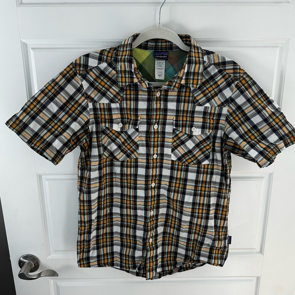 Patagonia Men's Three Trees Short-Sleeve Button-Down Shirt Size Small